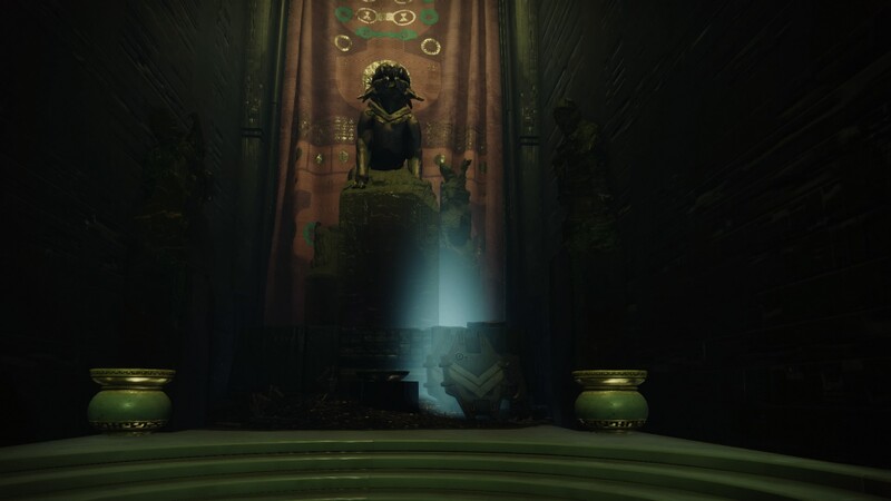 File:Destiny 2 gilded precept Statue.jpg