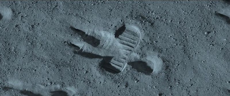 File:Moon footstep.jpg