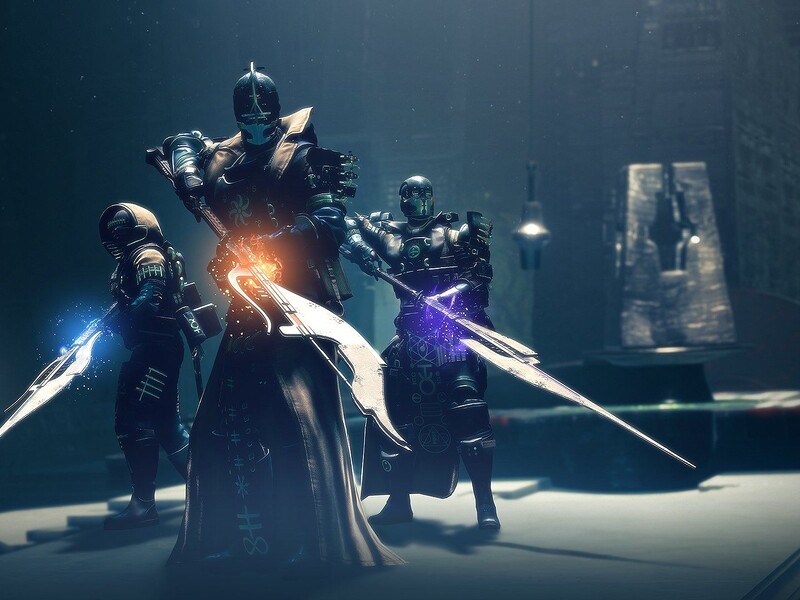 File:The three Exotic Glaives.jpg